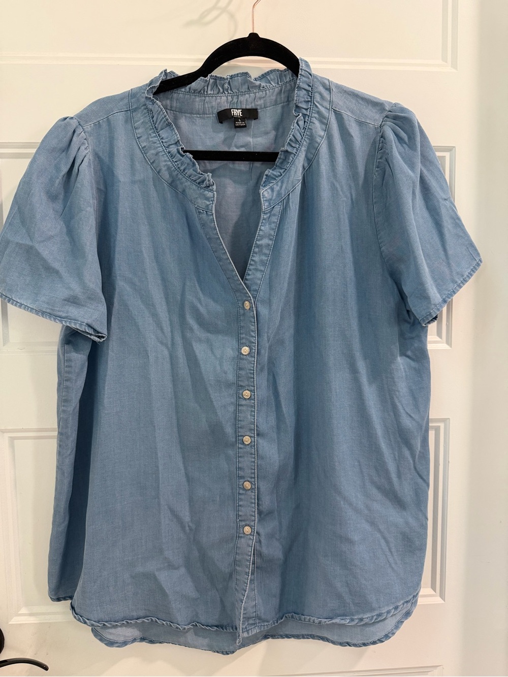 Frye-sz Large-Light Blue Chambray Button-Front Ruffle Collar Top